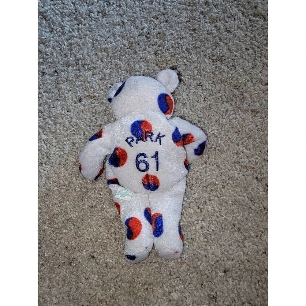 Chan Ho Park #61 Salvinos International Bammers 1999 Korea Bear New With Tags